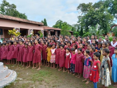 Help required for school bag