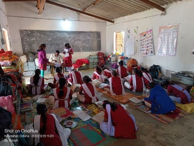 Help required for blankets and pillows