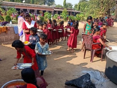 Help required for stainless  steel  tray for eating